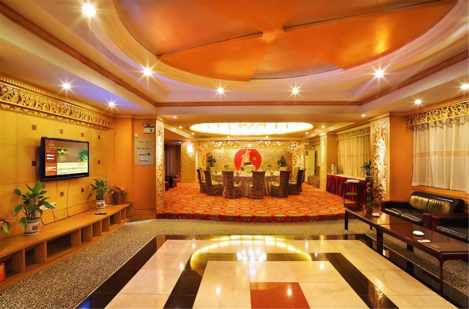 Wa King Town Hotel Guangzhou Bagian luar foto