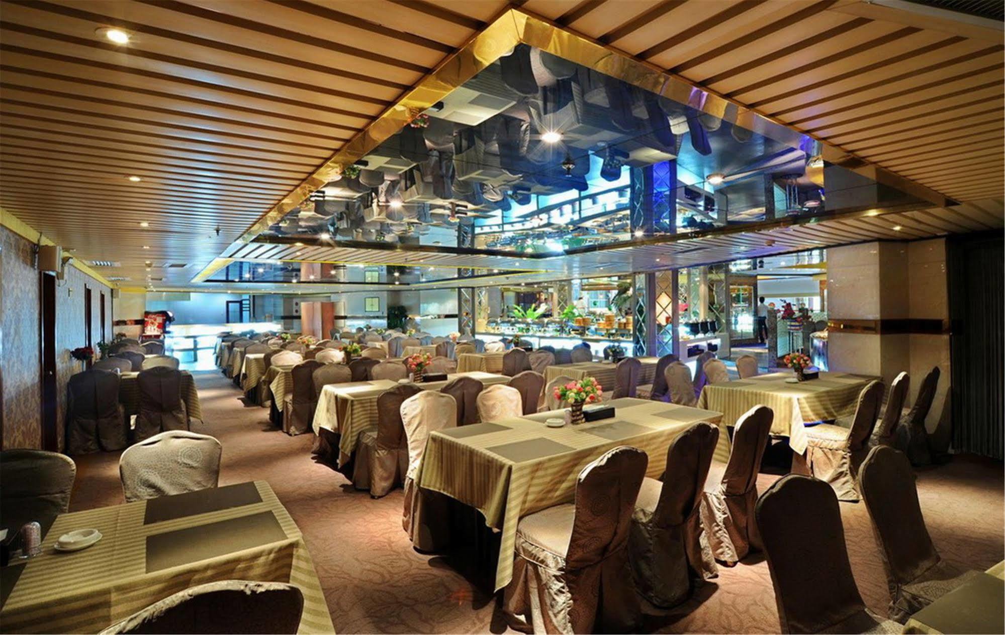 Wa King Town Hotel Guangzhou Bagian luar foto